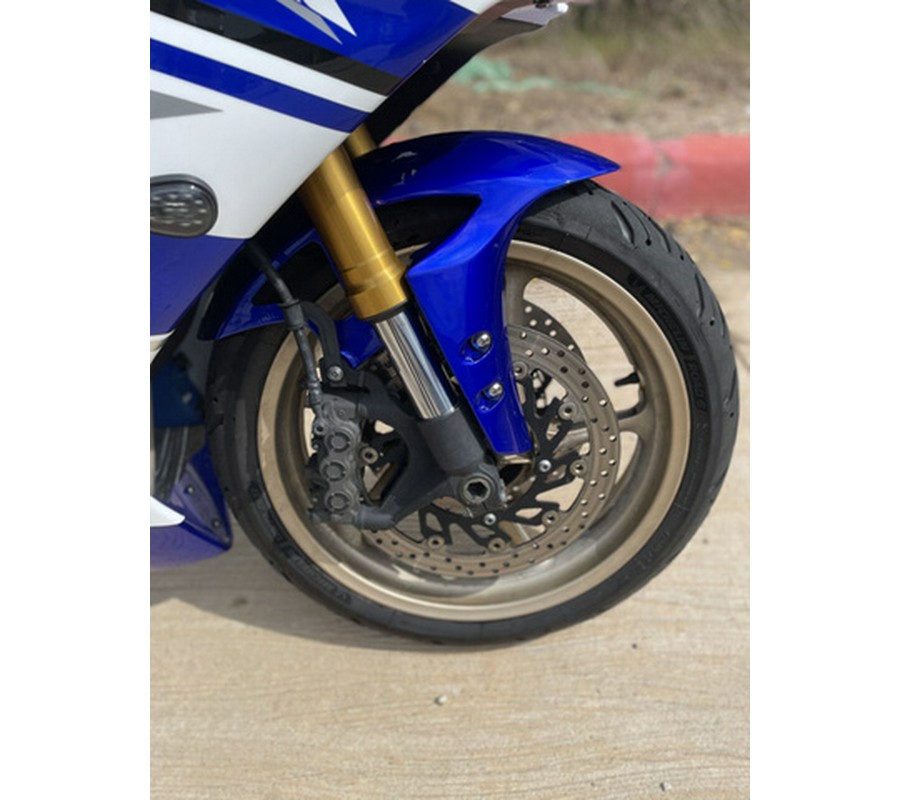 2014 Yamaha YZF R1