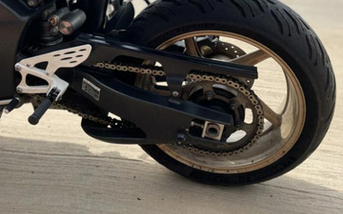 2014 Yamaha YZF R1