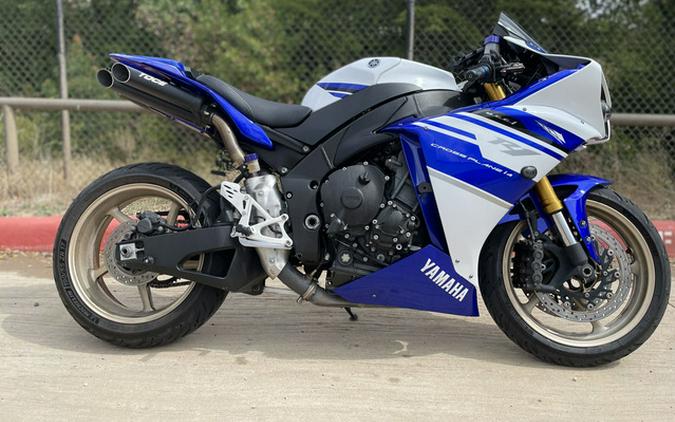 2014 Yamaha YZF R1