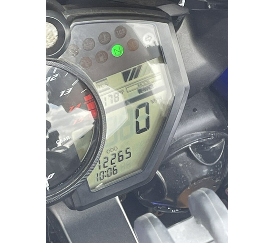 2014 Yamaha YZF R1