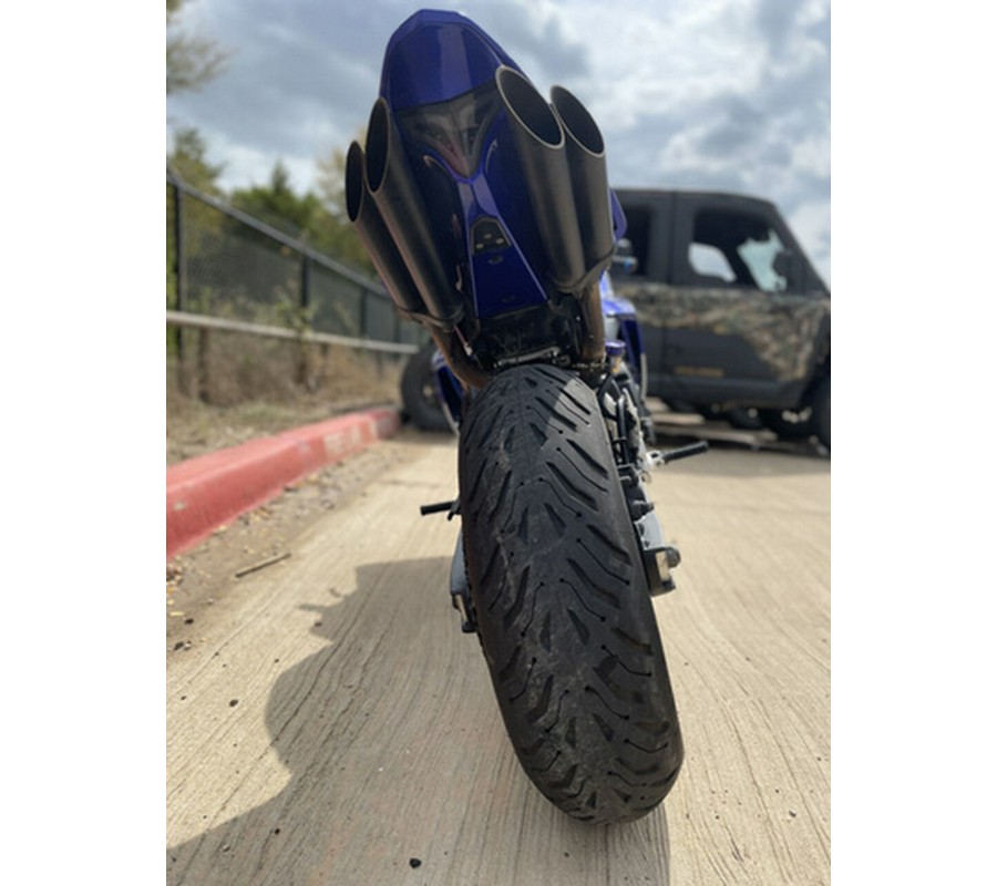 2014 Yamaha YZF R1
