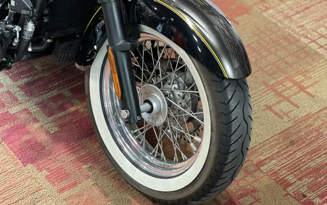 2023 Kawasaki Vulcan 900 Classic