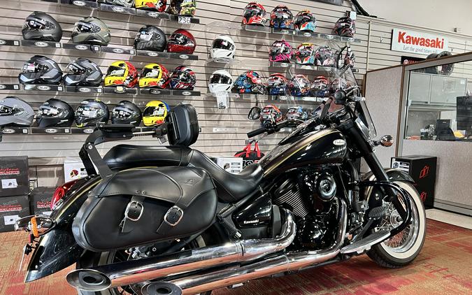 2023 Kawasaki Vulcan 900 Classic