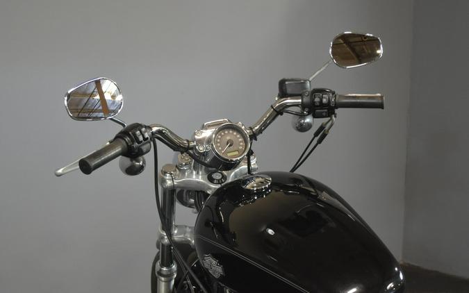 2017 Harley-Davidson 1200 Custom Vivid Black