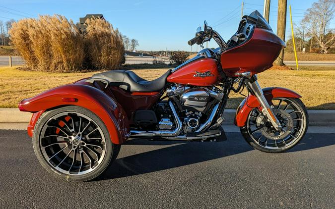 2024 Harley-Davidson Road Glide 3 Red Rock