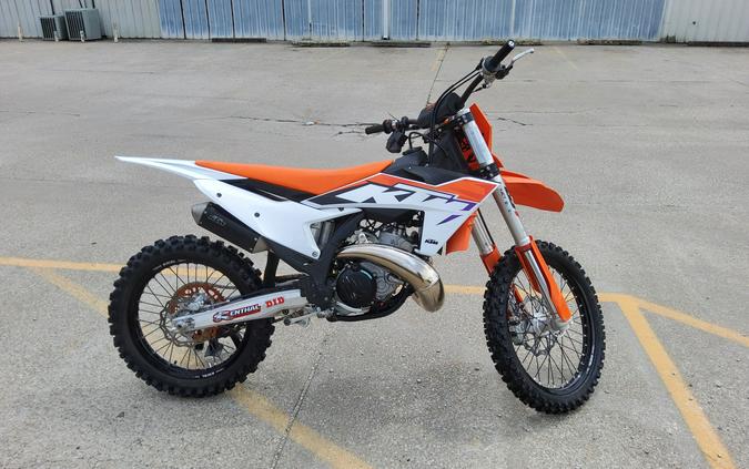 2023 KTM SX 300