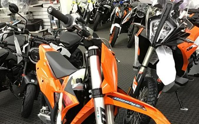 2025 KTM 250 XC