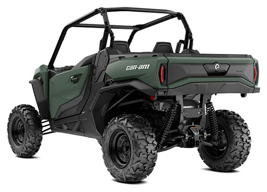 2025 Can-Am™ Commander DPS 700