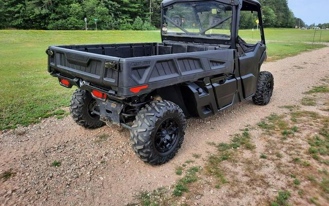 2020 Can-Am® Defender PRO XT HD10