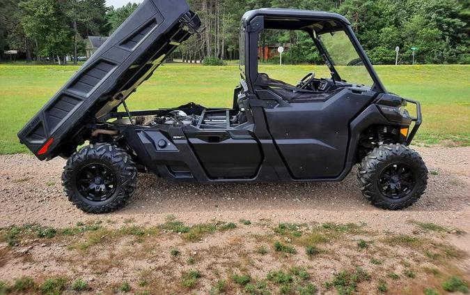 2020 Can-Am® Defender PRO XT HD10