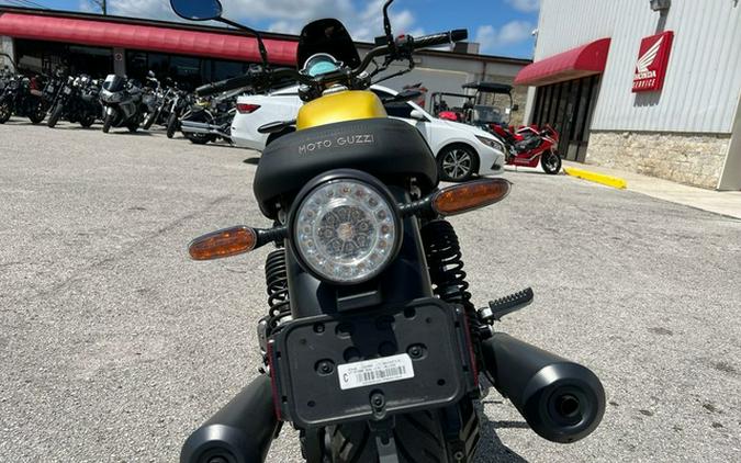 2023 Moto Guzzi V7 Stone