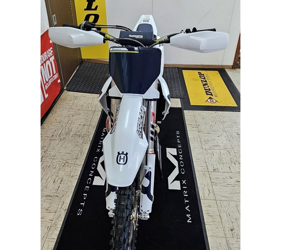 2026 Husqvarna® TX 300