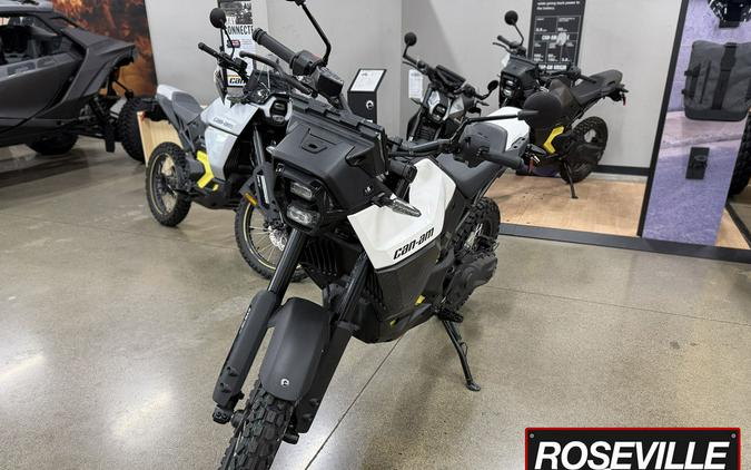 2025 Can-Am Origin® Base