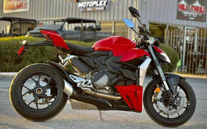 2022 Ducati Streetfighter V2 Review [14 Fast Facts: Street + Track]