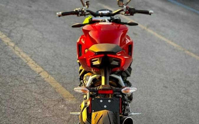 2023 Ducati Streetfighter V2