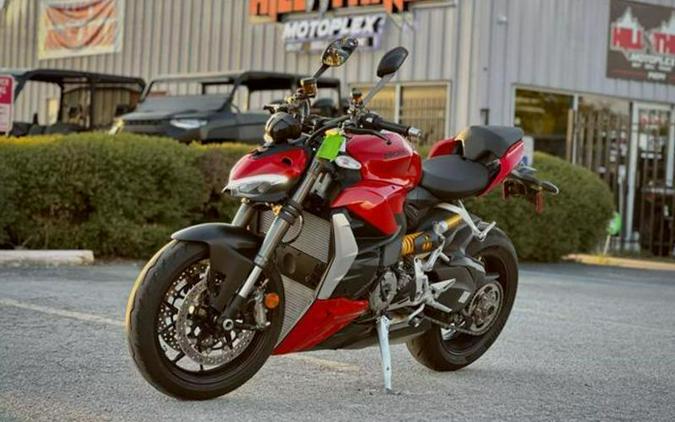 2023 Ducati Streetfighter V2