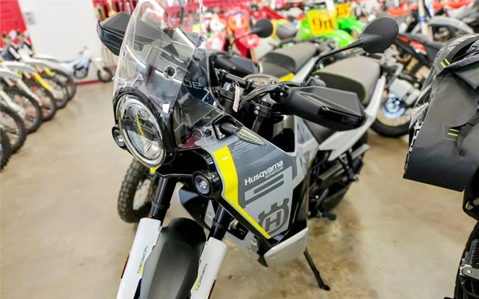 2024 Husqvarna Norden 901