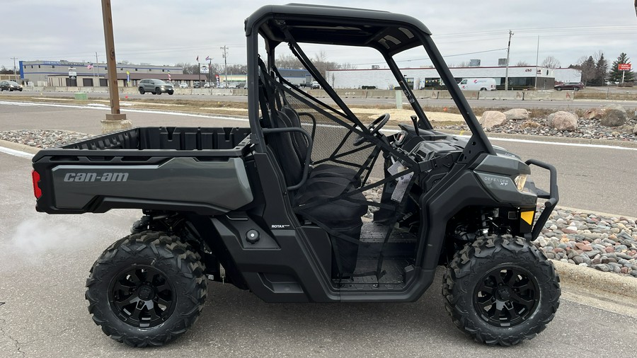 2024 Can-Am™ Defender XT HD9