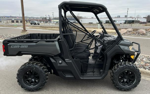 2024 Can-Am™ Defender XT HD9