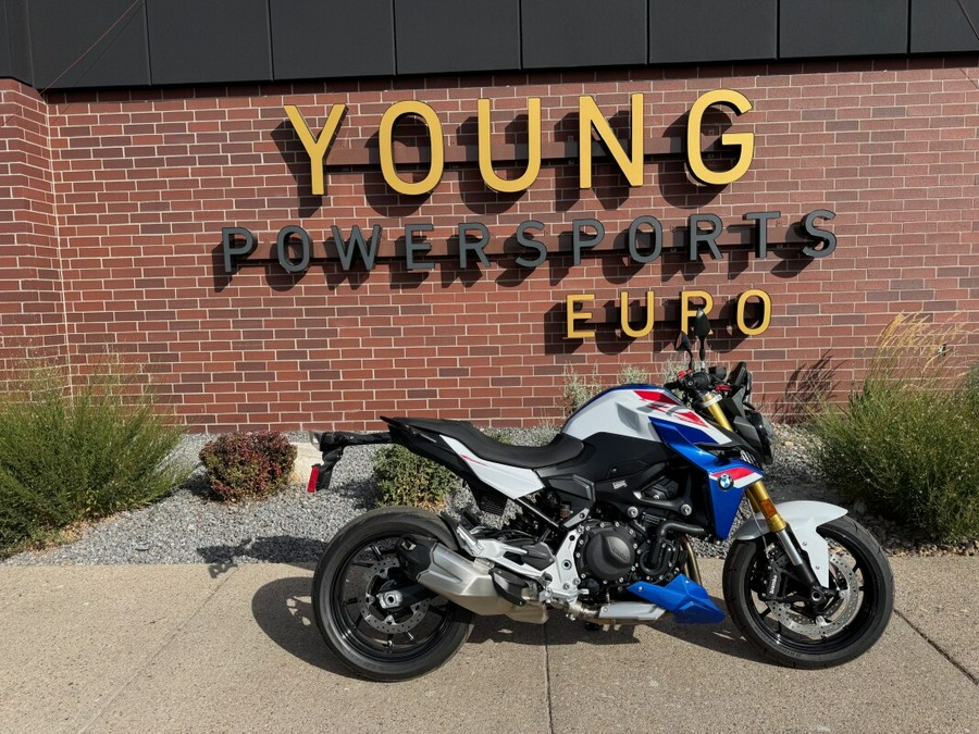 2024 BMW Motorrad F 900 R