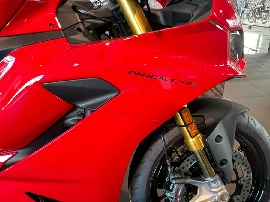 2026 Ducati Panigale V2 S