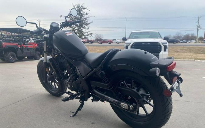 2026 Honda® REBEL 300 E-CLUTCH