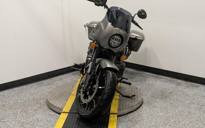2025 Indian Motorcycle Sport Chief RT Heavy Metal