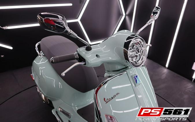 2023 Vespa GTS 300