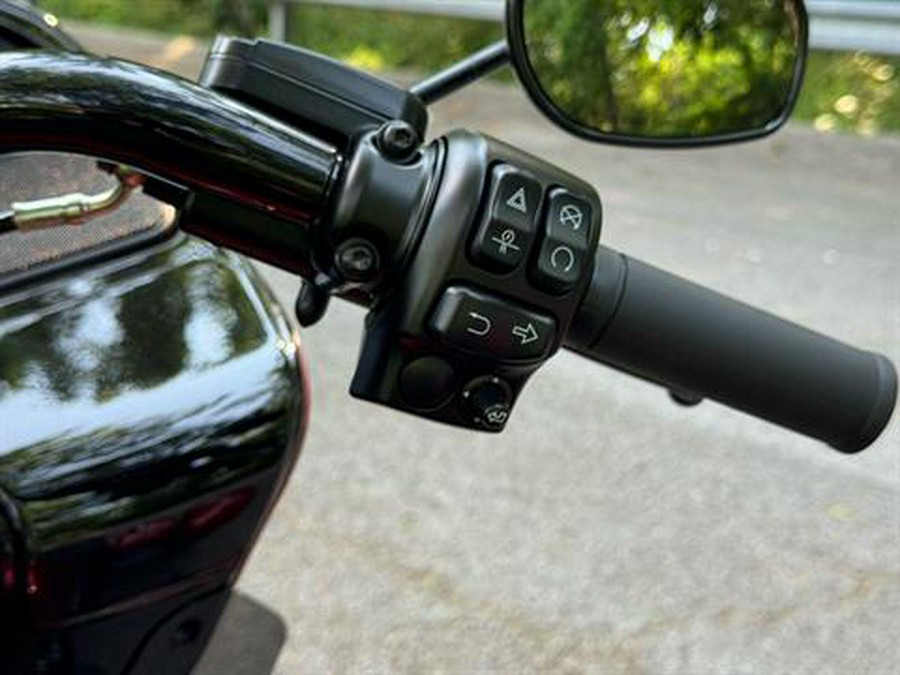 2025 Harley-Davidson Road Glide® 3