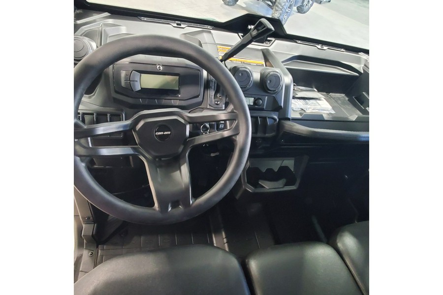 2026 Can-Am Defender MAX DPS™ HD10