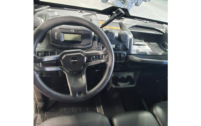 2026 Can-Am Defender MAX DPS™ HD10