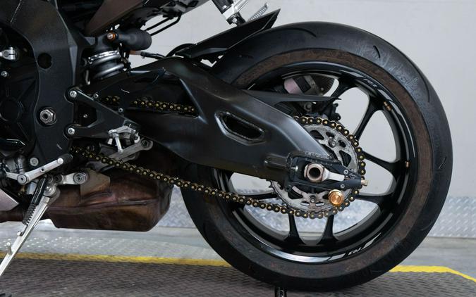 2016 Yamaha YZF-R1