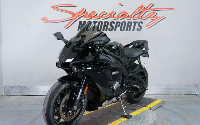 2016 Yamaha YZF-R1