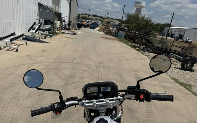 2027 Yamaha TW200