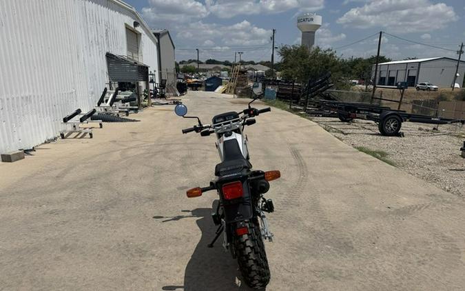 2027 Yamaha TW200
