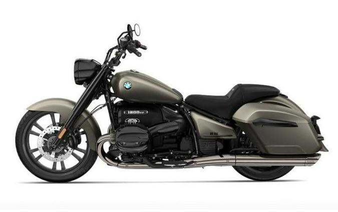 2024 BMW R 18 Roctane First Look [10 Urban Bagger Fast Facts]