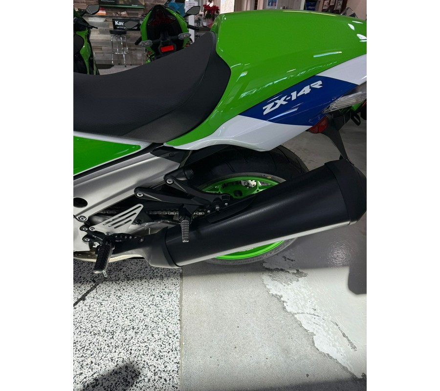 2024 Kawasaki Ninja ZX-14R 40th Anniversary Edition ABS