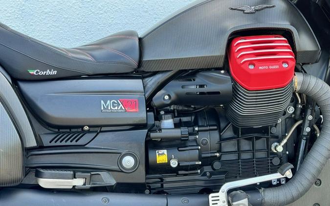 2017 Moto Guzzi MGX-21