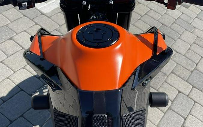 2022 KTM 890 Duke