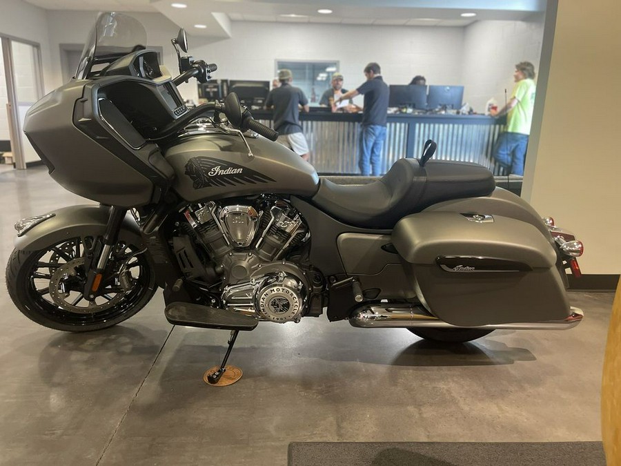 2024 Indian Motorcycle® Challenger® Titanium Smoke