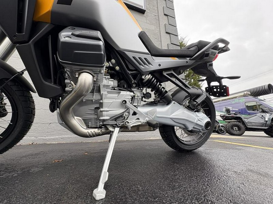 2025 Moto Guzzi Stelvio Base