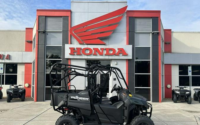 2025 Honda Pioneer 700-4 Deluxe