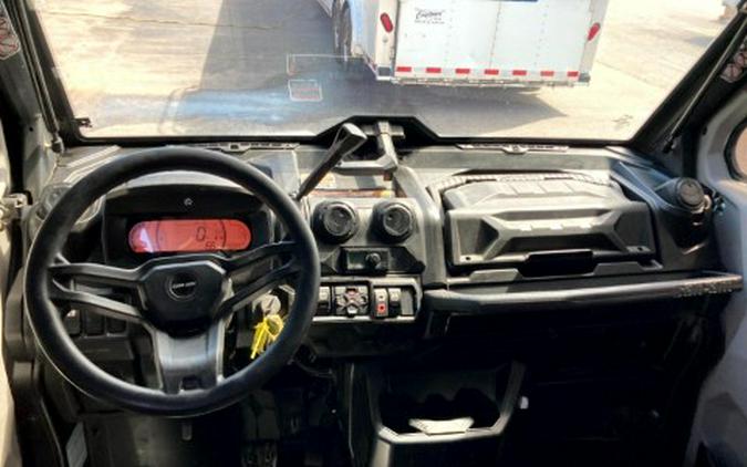 2021 Can-Am Defender Max Limited HD10
