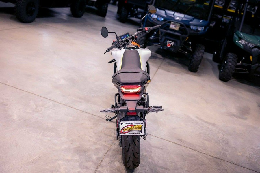 2024 Husqvarna® Vitpilen 401