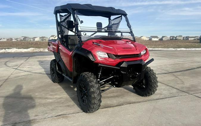 2025 Honda Pioneer 1000 Deluxe