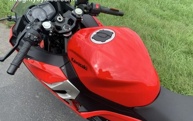 2021 Kawasaki Ninja® 400 ABS Passion Red