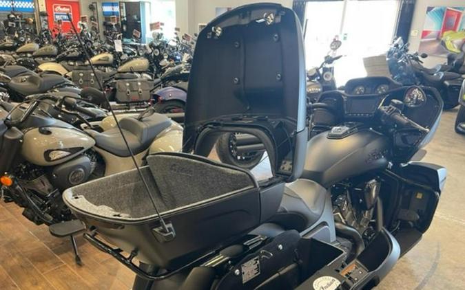 2023 Indian Motorcycle® Pursuit Dark Horse Black Smoke