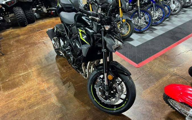 2024 Kawasaki ZR900FRFBL