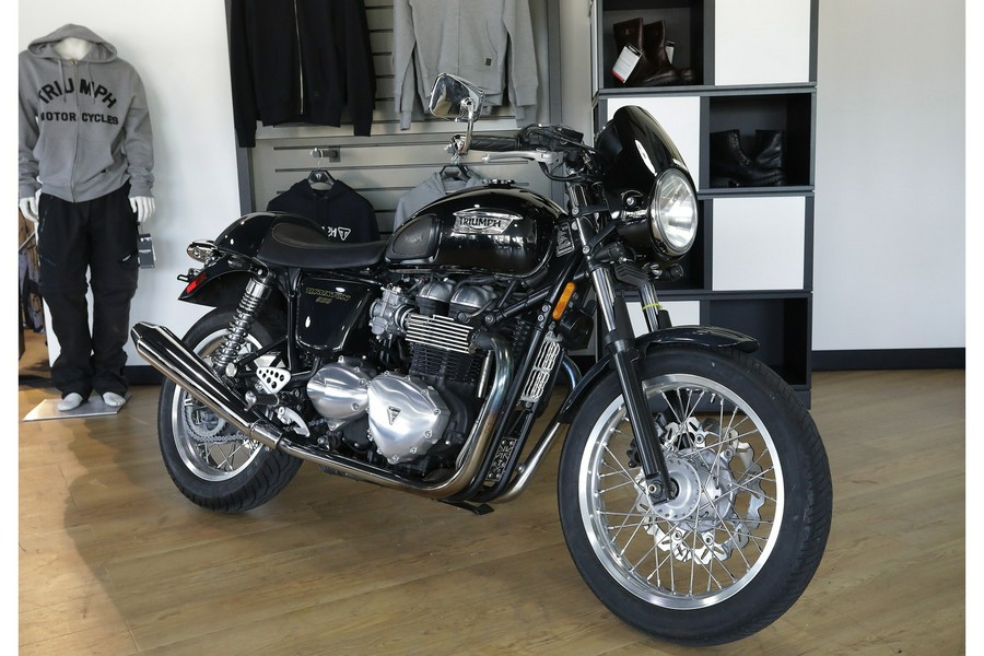 2015 Triumph THRUXTON 900