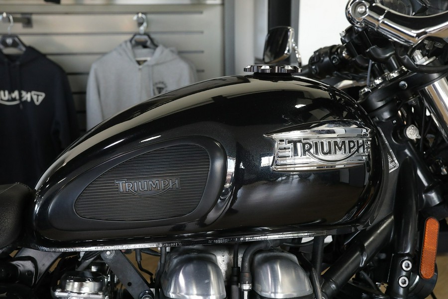 2015 Triumph THRUXTON 900